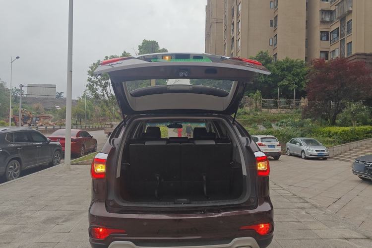 Used BYD S7 2015 2.0T Automatic Prestige Model Trunk