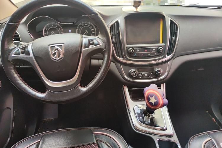 Used Baojun 560 2016 1.8L iAMT Luxury Model
