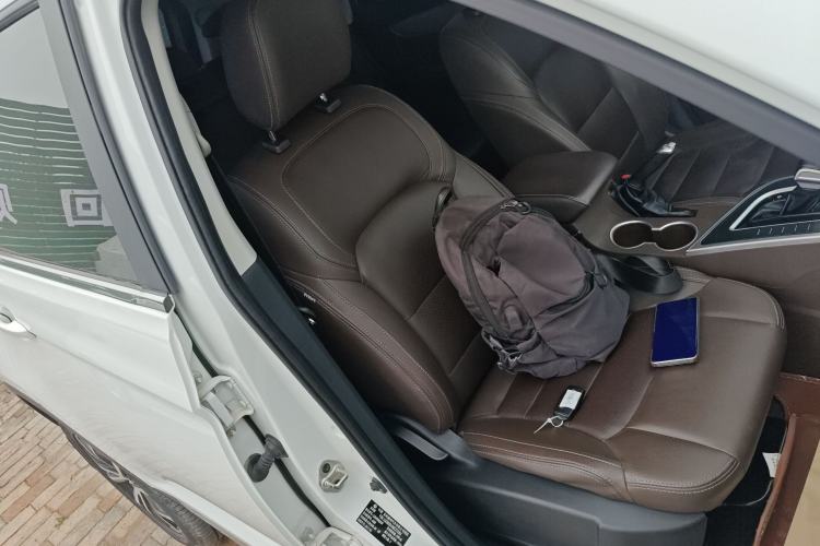 Used FORTHING Joyear X5 2017 1.6L CVT Luxury Model Right Front Seat