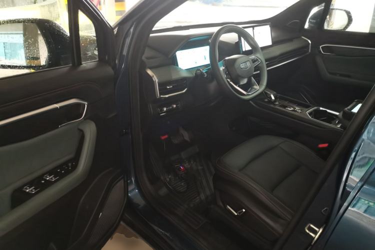 Used Geely Auto Haoyue L 2023 2.0T DCT Prestige Edition
