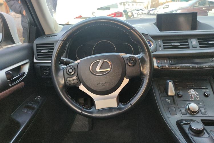 Used Lexus CT 2015 CT200h Chocolate Edition