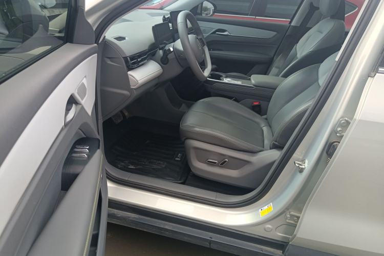 Used Bestune Yueyi 03 2025 445km Joyful Edition Driver Seat