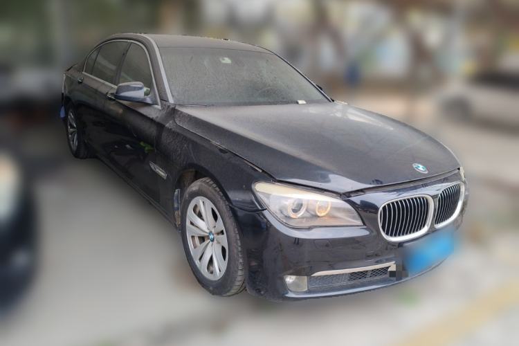 Used BMW 7 Series 2009 730Li Luxury Model Front Right 45 Deg
