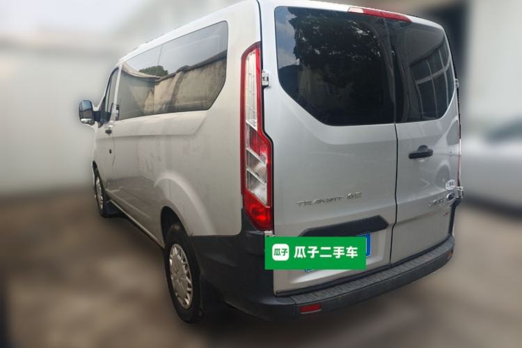 Used Ford Transit 2017 2.0T Diesel Multi-Purpose Commercial Vehicle Short Wheelbase Low Roof China V Standard
