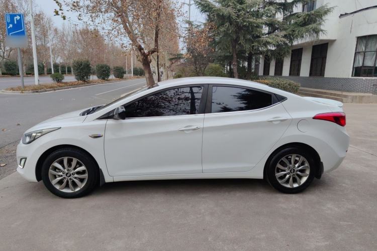 Used Hyundai Elantra (5th Generation / Langdong) 2015 1.6L Manual Fashion Edition