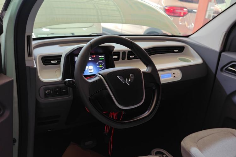 Used Wuling Hongguang MINIEV 2021 Macaron Premium Model – Lithium Iron Phosphate Center Console