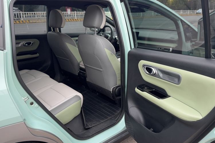 Used AION Y 2022 Plus 70 Smart Edition