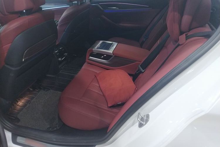 Used BMW 5 Series 2021 530Li Luxury Edition Premium Package Left Rear Seat