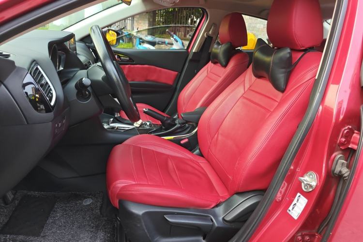 Used Mazda 3 Axela 2016 Sedan 1.5L Automatic Luxury Model