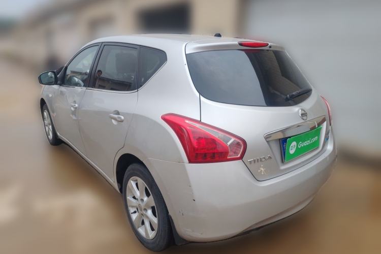 Used Nissan Tiida 2011 1.6L Manual Smart Version