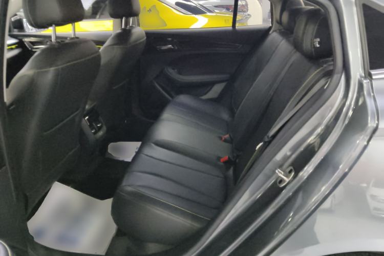 Used Roewe i5 2021 Revised Version 1.5L CVT Diamond Edition