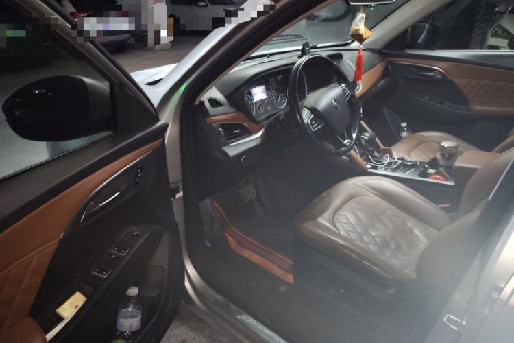 Used BORGWARD BX7 2016 28T Four-Wheel Drive Flagship Version 5 Seats
