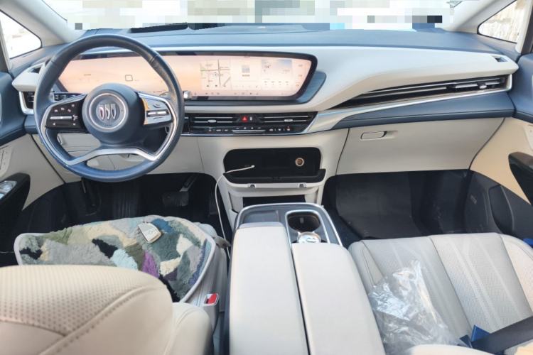 Used Buick Century 2023 2.0T Six-Seater Yinshi Edition
