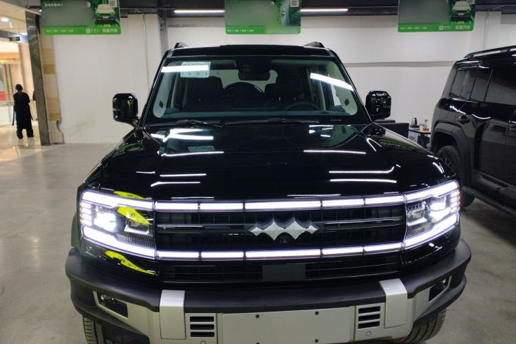 Used Formula Leopard 5 2023 Navigator Edition