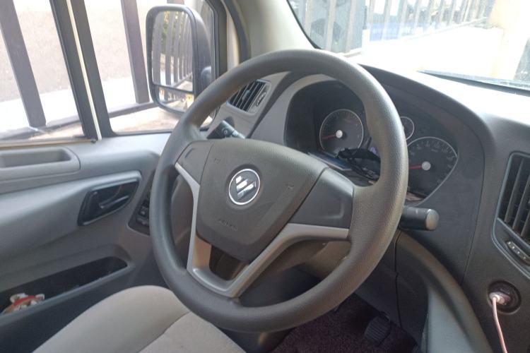 Used Foton Toano 2020 2.0T Multi-Function Short Wheelbase Mid-Roof 5/6-Seater China VI Emission Standard 4F20TC3