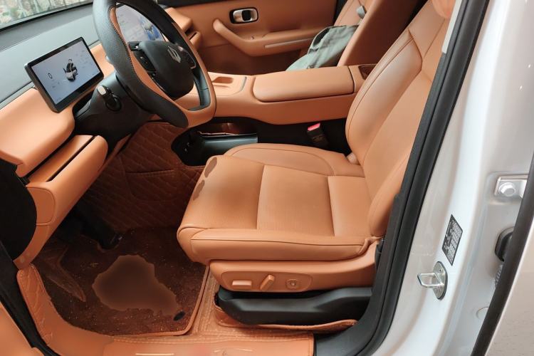 Used Leapmotor C16 2026 All-Electric 630 LiDAR Zhizun Edition 6 Seats