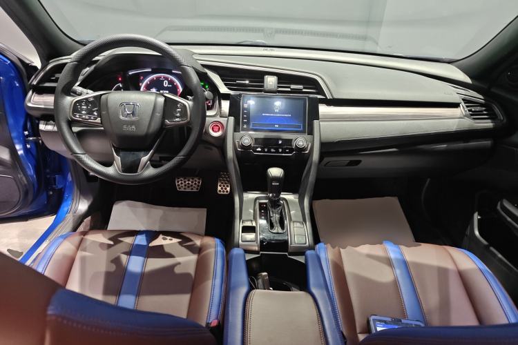 Used Honda Civic 2021 HATCHBACK 220TURBO CVT Trendy Cool Edition