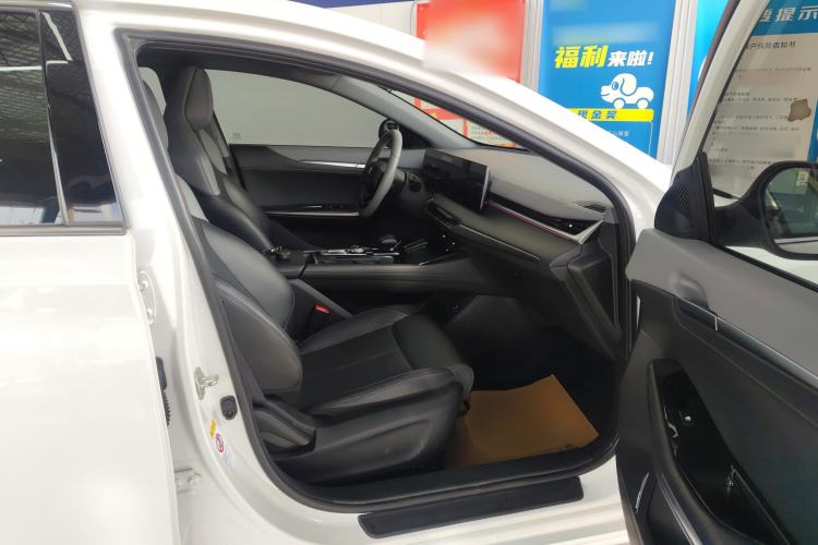 Used Changan Ruicheng PLUS 2023 1.5T DCT Prestige Edition

