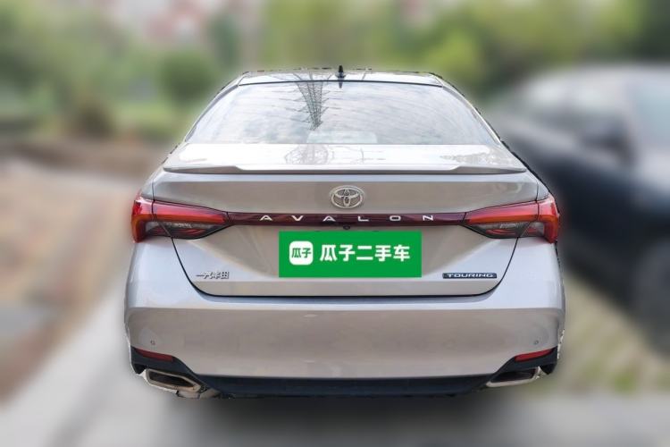 Used Toyota Avalon 2019 2.5L Touring Premium Version China VI Standard
