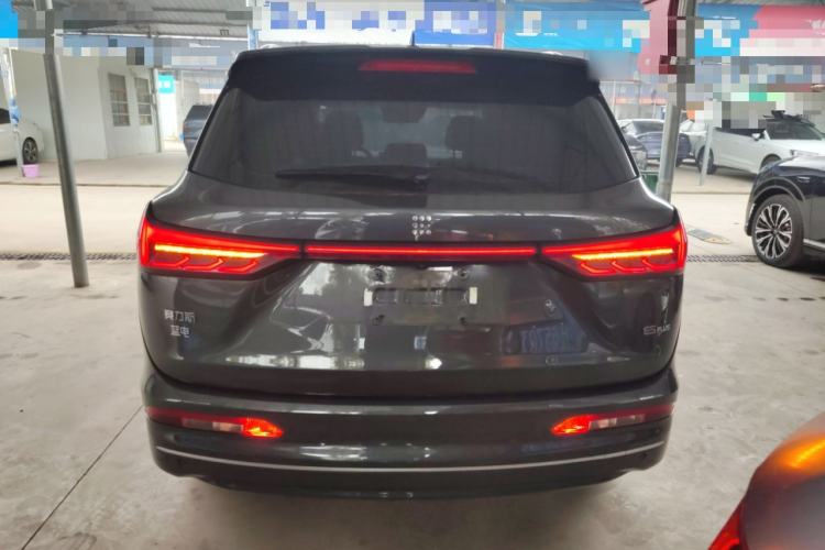 Used Landian E5 PLUS 2026 Model 165km Long-Range First-Adoption Version Ultra 7-seater
