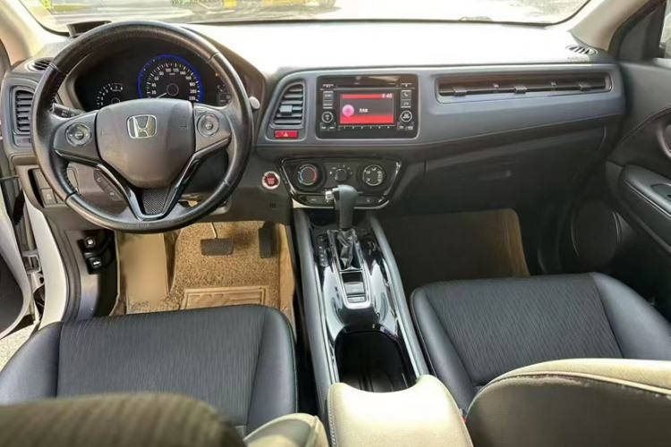 Used Honda Vezel 2018 1.5L CVT 2WD Technology Elite Model Interior 3