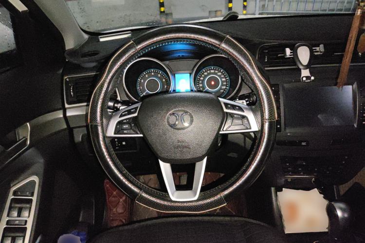 Used BAIC Senova X65 2015 2.0T Automatic Elite Model