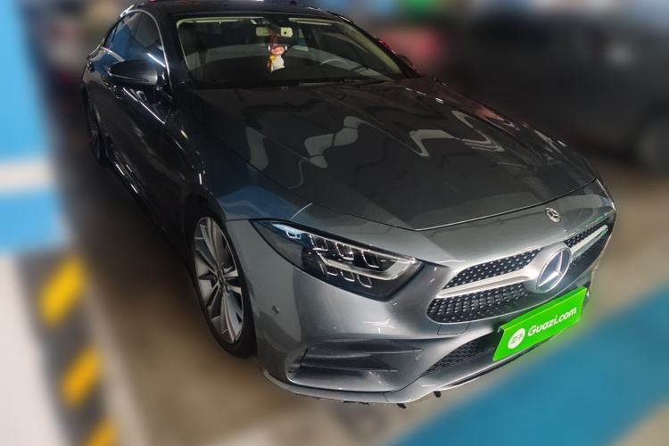 Used Mercedes-Benz CLS 2020 CLS 300 Sport Edition Front Right 45 Deg