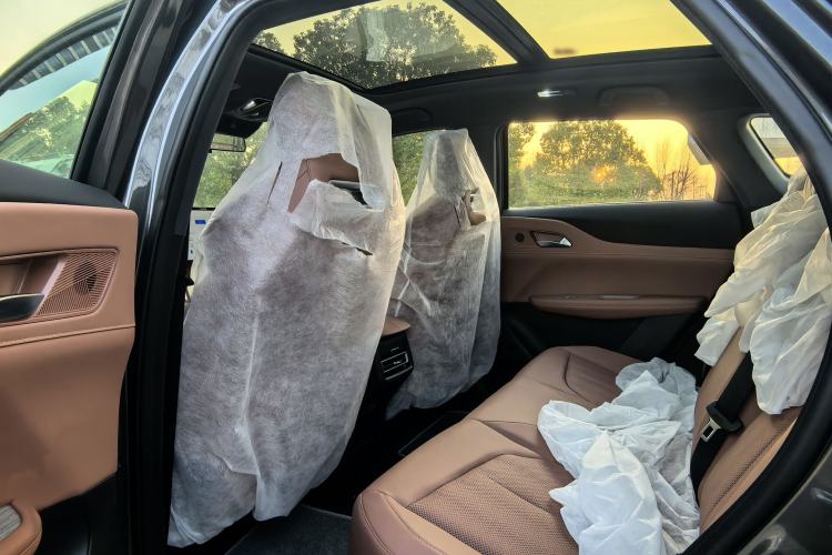 Used Changan UNI-Z New Energy 2025 Model, Smart New Blue Whale 125km Battleship+ Version
