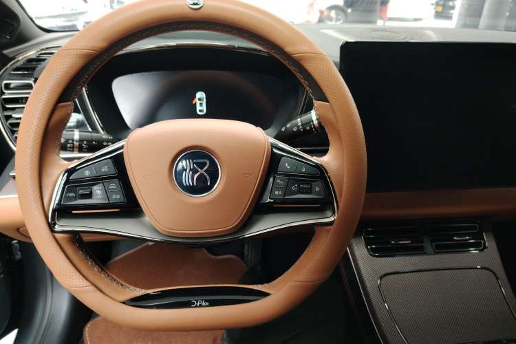 Used BYD Han 2022 DM-i 242km Flagship Model