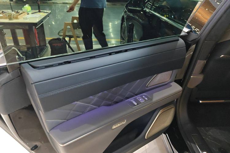 Used Nio ET9 2025 100 kWh
