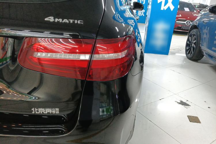 Used Mercedes-Benz GLC 2019 GLC 260 L 4MATIC Dynamic Model Right Rear Taillight