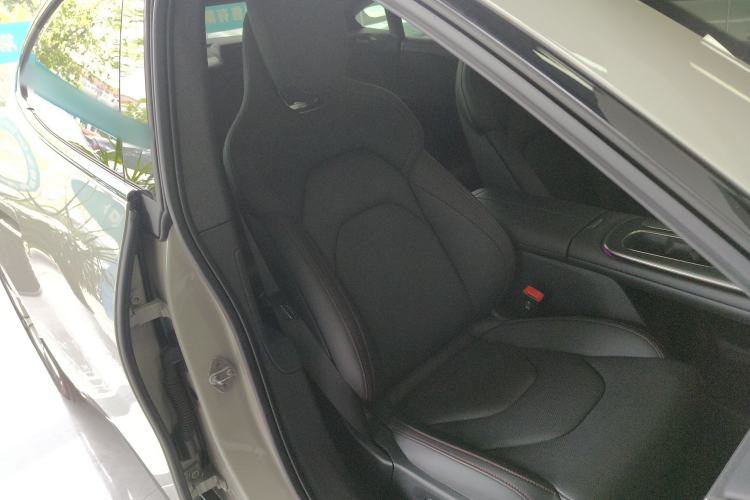 Used Xiaomi Auto SU7 2024 Rear-Drive Long-Range Intelligent Driving Version