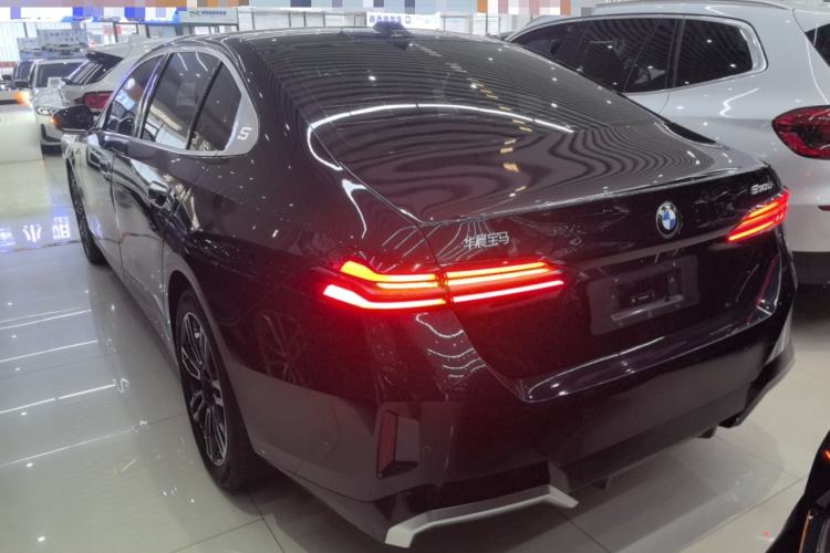 Used BMW 5 Series 2024 530Li Leading Model M Sport Package