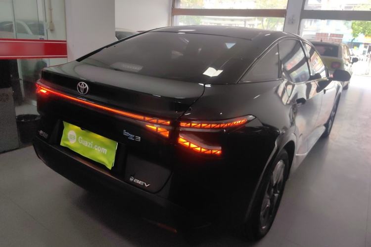 Used Toyota bZ3 2023 517 km Elite PRO