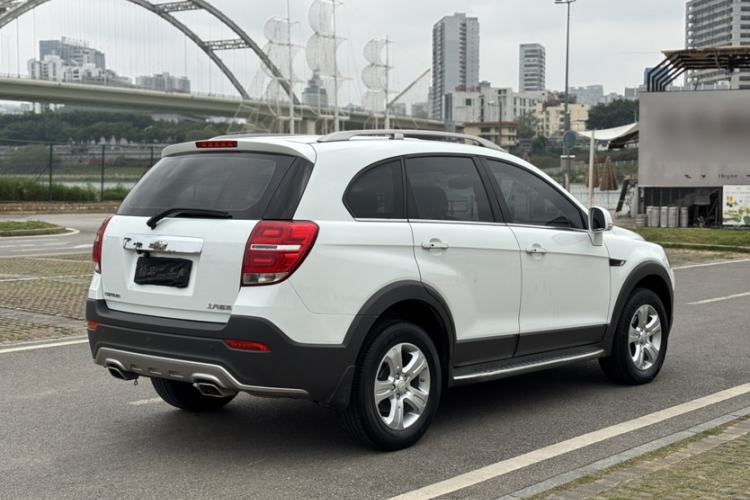 Used Chevrolet Captiva 2017 2.4L Two-Wheel Drive Luxury Edition 7 Seats
