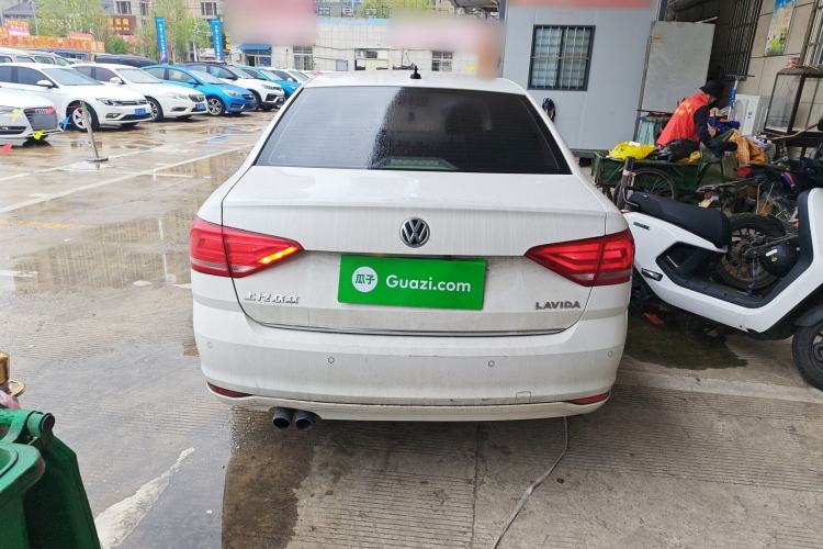 Used Volkswagen Lavida 2017 1.6L Manual Comfort Edition Rear