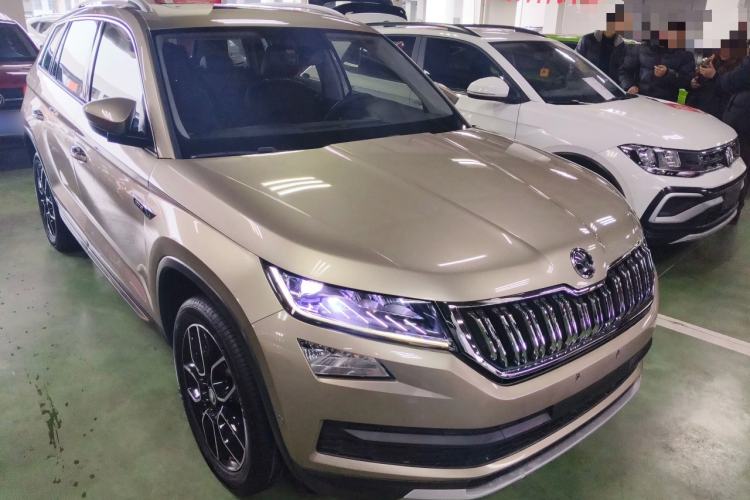 Used Skoda Kodiaq 2019 Facelifted TSI330 7-Seater Two-Wheel-Drive Luxury Enjoyment Edition China VI Standard