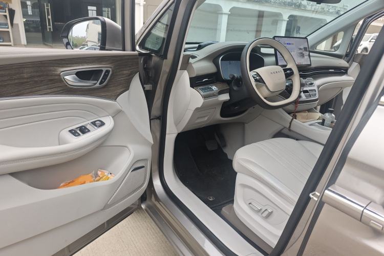 Used Roewe iMAX8 New Energy 2025 1.5T DMH Lu Zun Deluxe Edition Driver Seat
