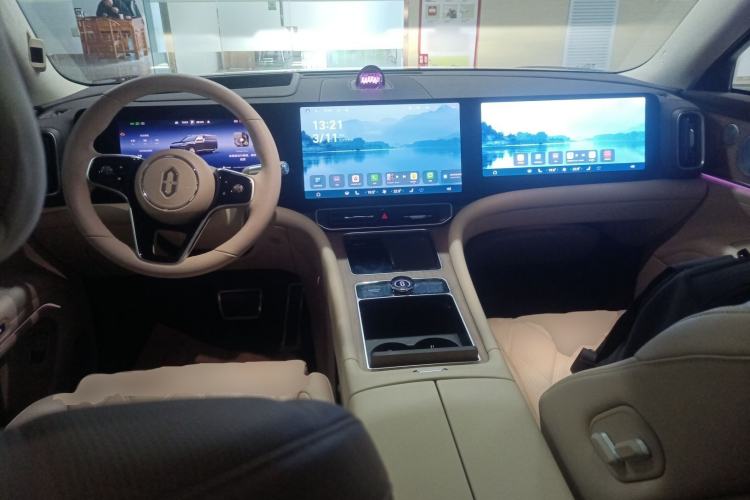 Used Hima AITO M9 2025 Extended-Range Ultra Version 52 kWh 6-Seater