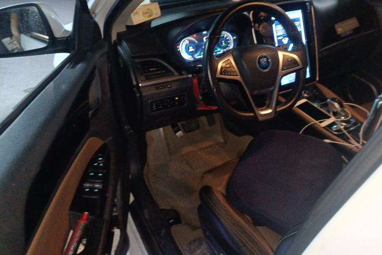 Used BYD Qin New Energy 2018 Qin EV450 Smart Connect Prestige Model
