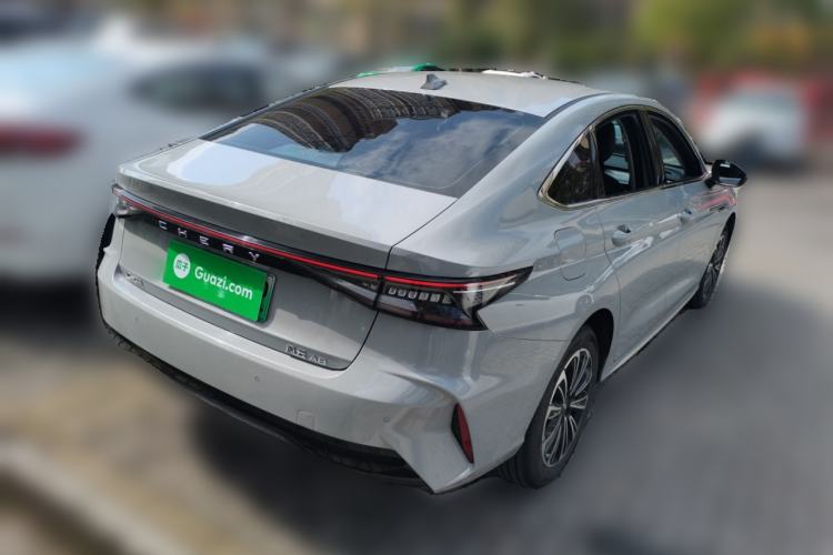 Used Chery Fengyun A8 2025 Model 70km Basic Version