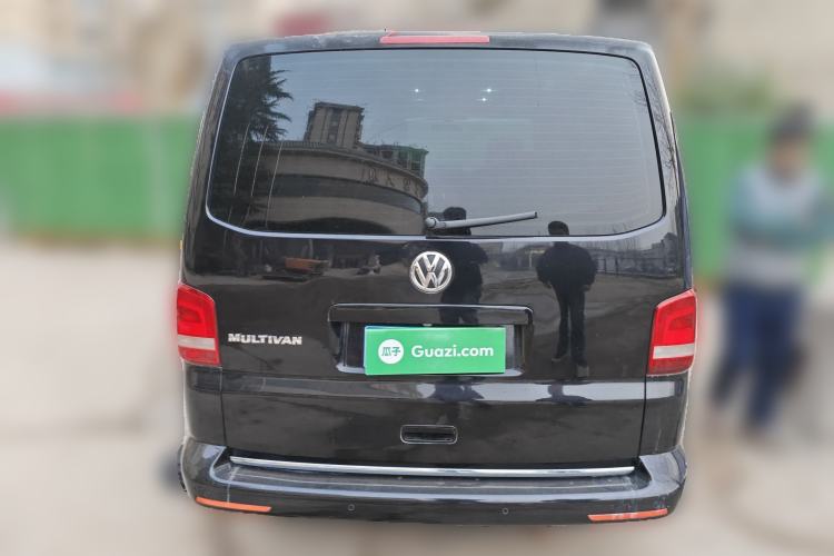 Used Volkswagen Multivan 2012 2.0 TSI Two-Wheel-Drive Luxury Edition