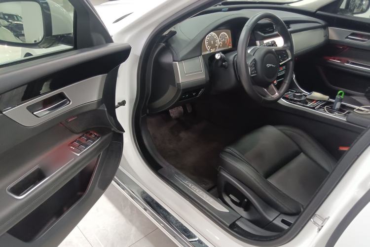 Used Jaguar XFL 2020 XFL 2.0T P200 Two-Wheel-Drive Elite Edition Driver Seat