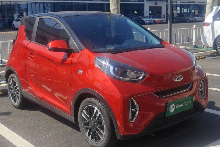 Used Chery QQ Little Ant 2022 Sweet Pink Edition Half-Sugar Version Lithium Iron Phosphate 29.2 kWh 30 kW 301 km Front Right 45 Deg