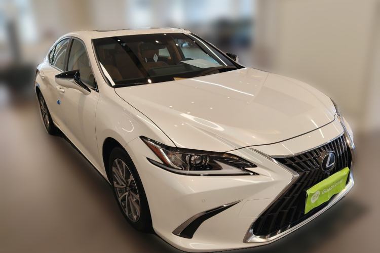 Used Lexus ES 2022 300h Excellence Edition