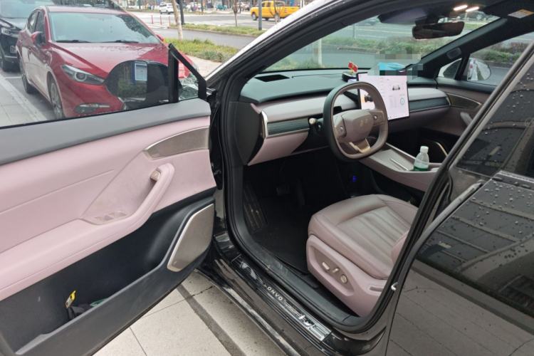 Used ONVO L60 2024 60 kWh Rear-Drive Version