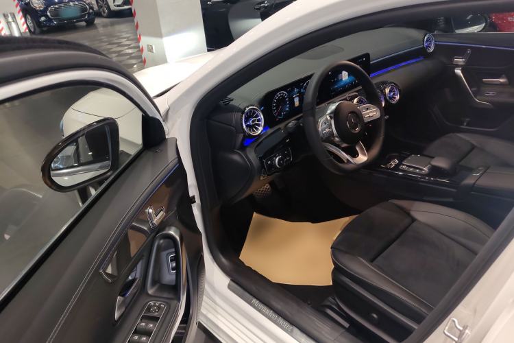 Used Mercedes-Benz A-Class 2021 A 200 L Sport Sedan Fashion Model