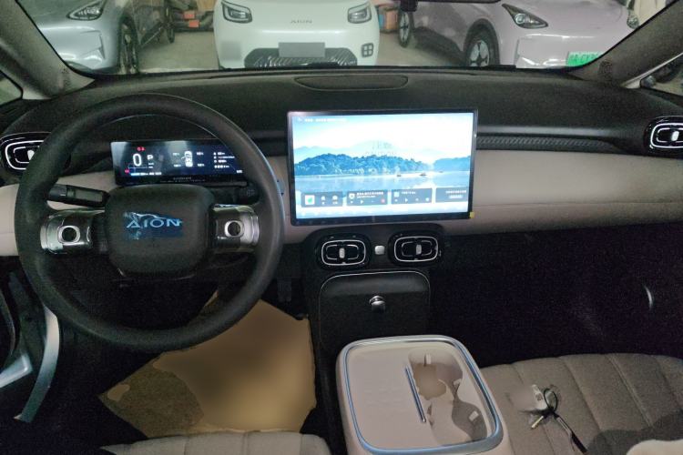 Used AION UT 2025 330 Starlight Edition