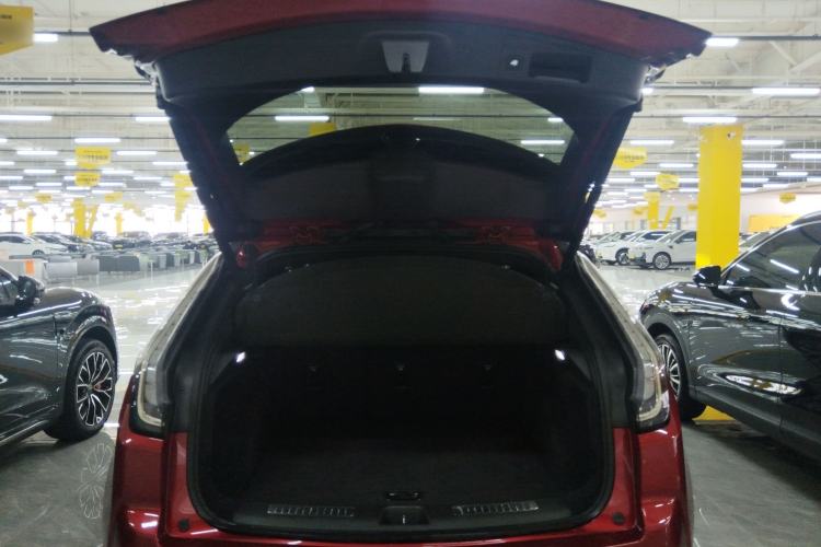 Used Cadillac XT4 2022 28T Four-Wheel Drive Platinum Edition