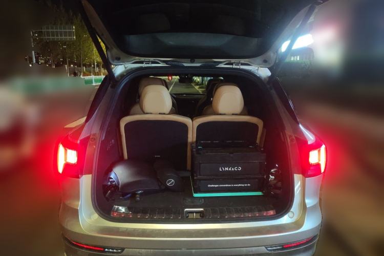 Used Lynk & Co 09 2021 2.0T Halo Six-Seater